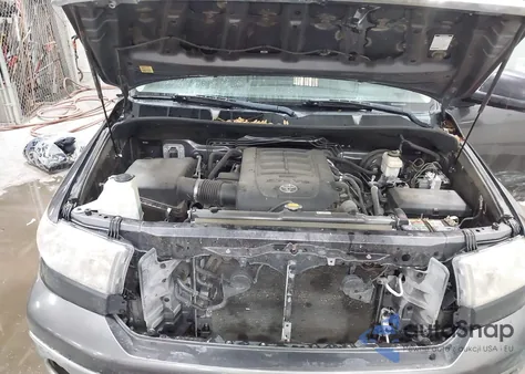 2011 Toyota Tundra Grade 5.7L V8 from USA, damaged, VIN 5TFUY5F12BX168286